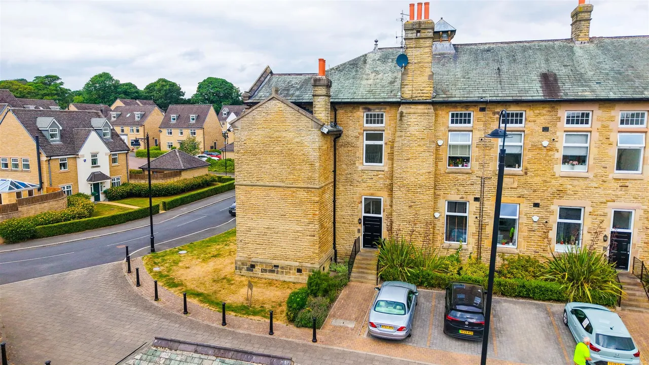 Norwood Drive, Menston, Ilkley, LS29 6GE, photo 15