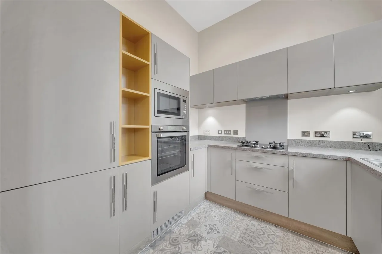 Norwood Drive, Menston, Ilkley, LS29 6GE, photo 5