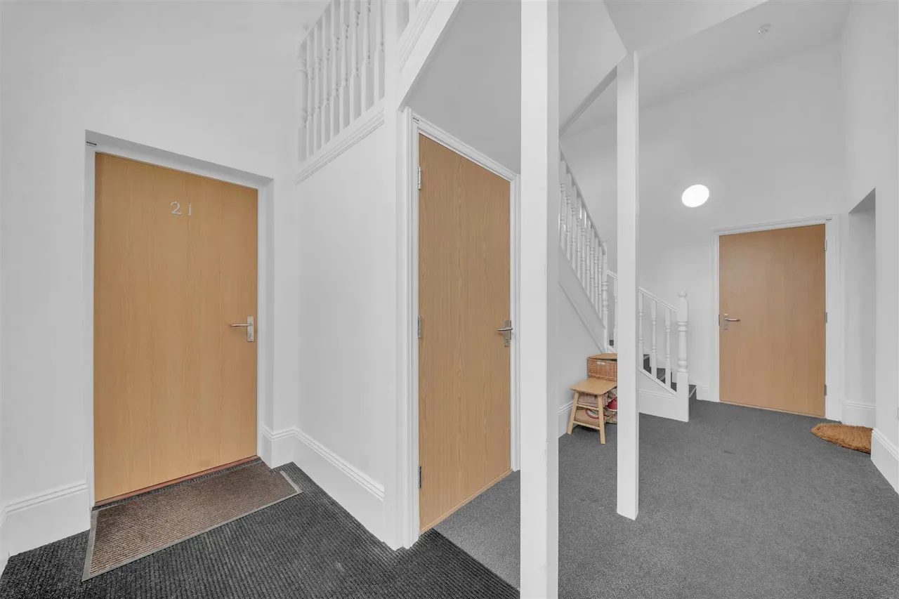 Norwood Drive, Menston, Ilkley, LS29 6GE, photo 10