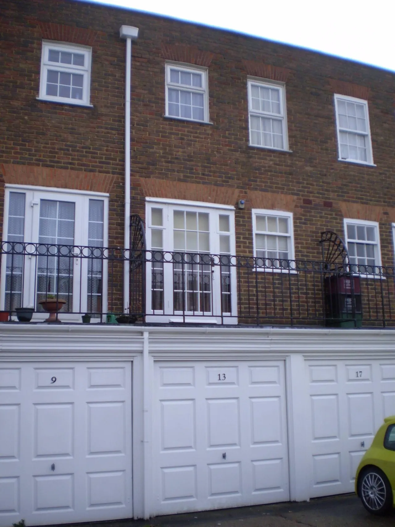 Gainsborough Square, Bexleyheath, Kent, DA6, photo 6