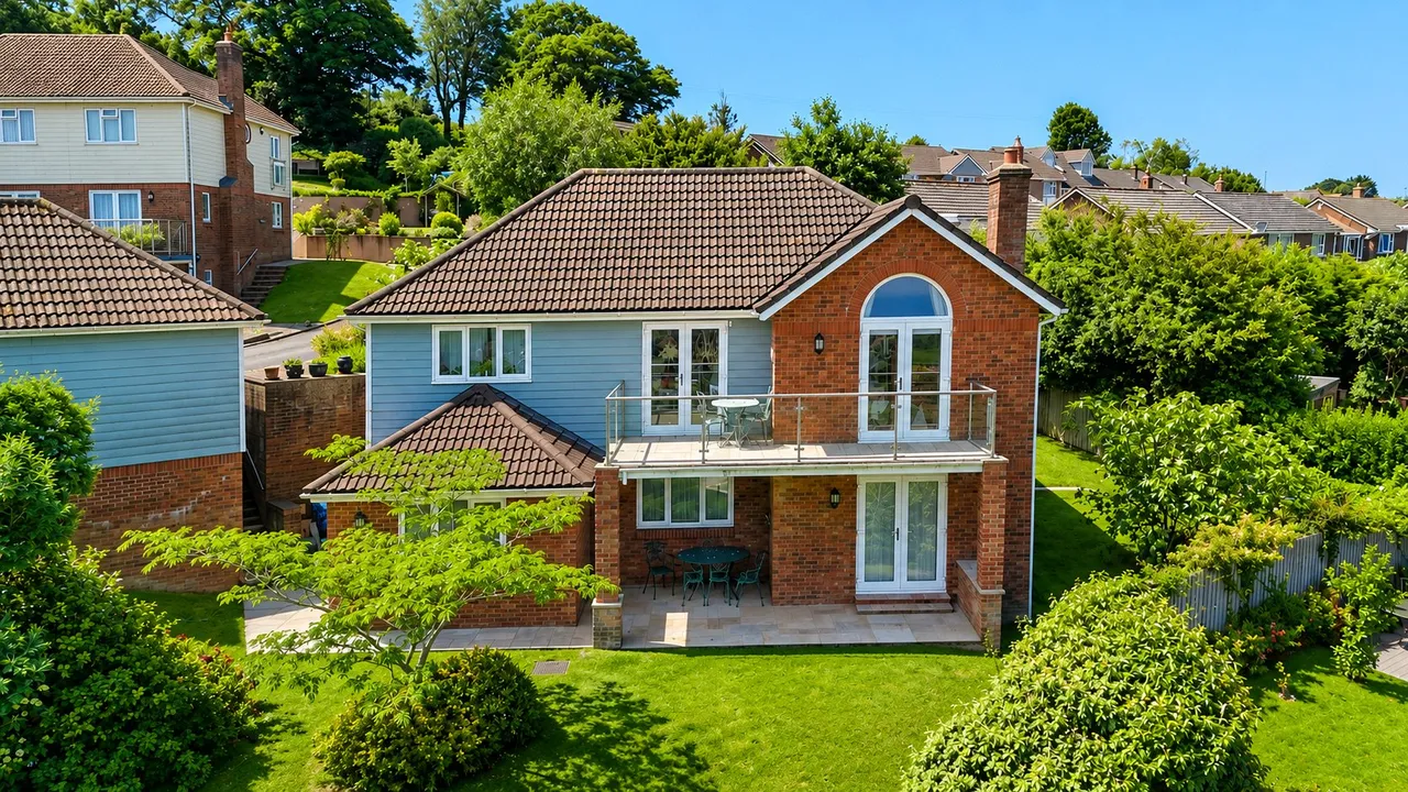 5 bed house for sale, Channel View, Ilfracombe, EX34