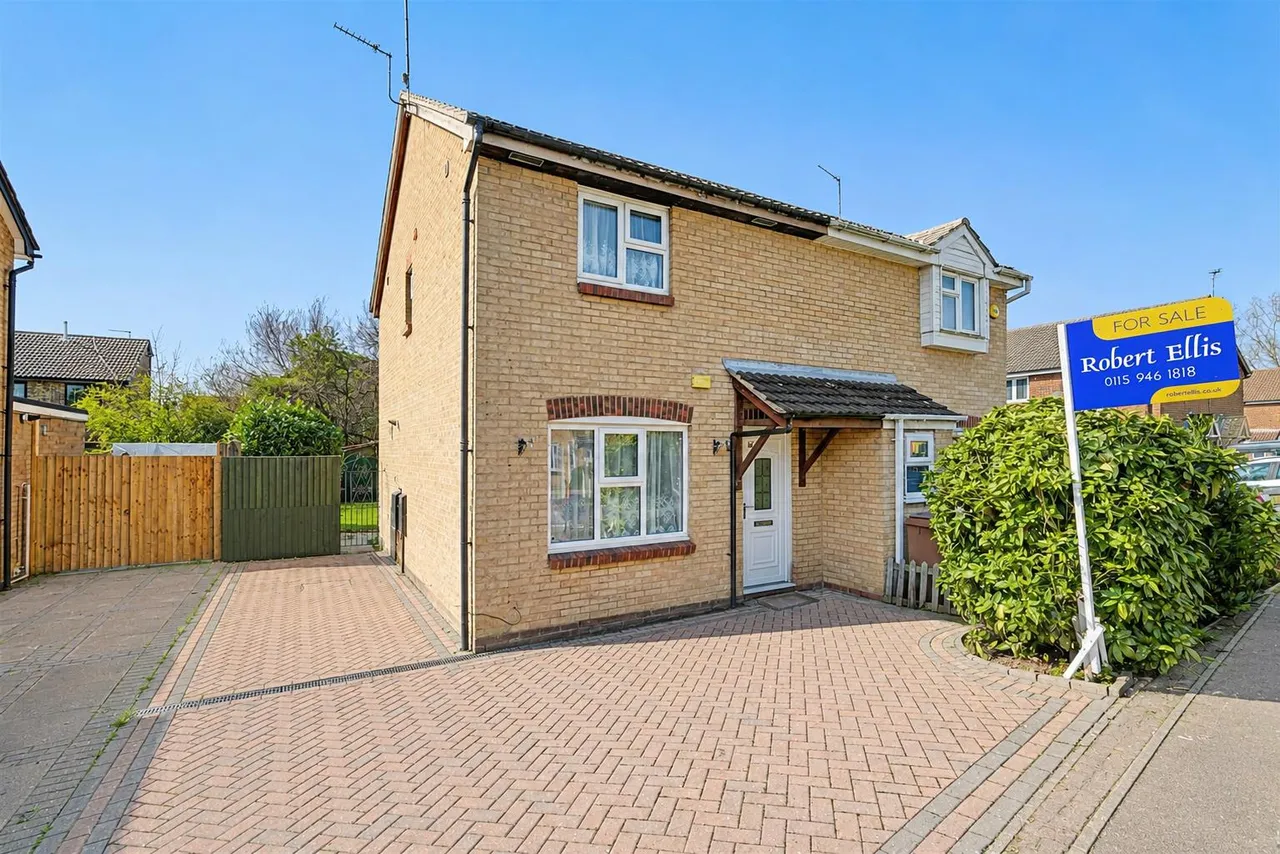 3 bed house for sale, Overdale Close, Long Eaton, NG10