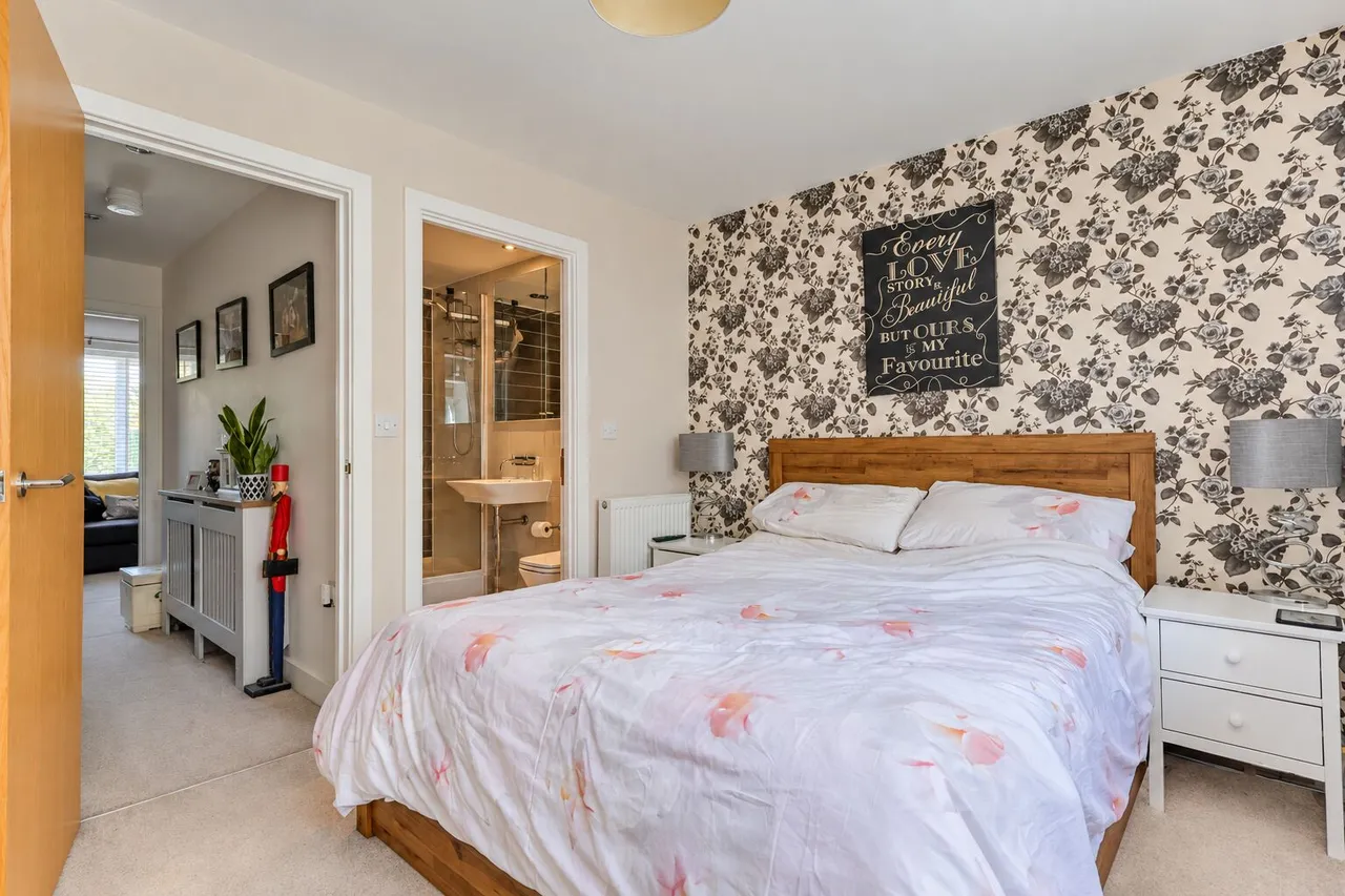 Chequers Avenue, High Wycombe, HP11, photo 6