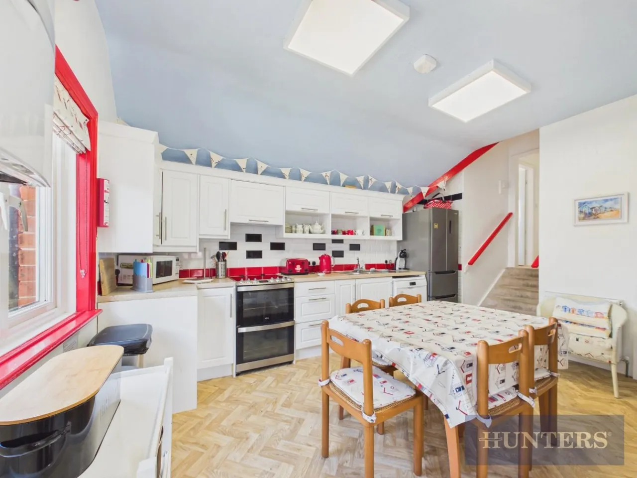 Esplanade Crescent, Scarborough, YO11, photo 9