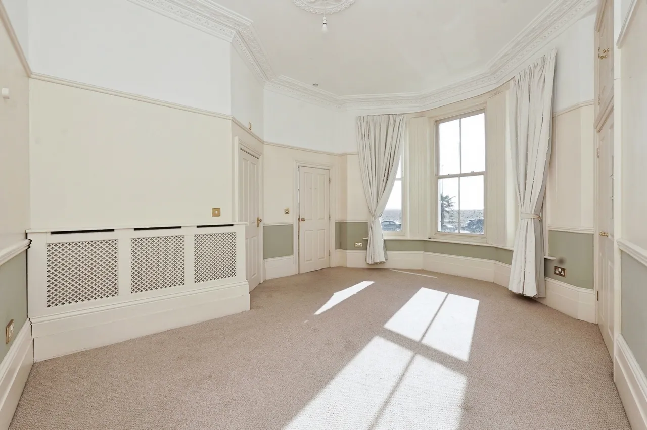 Marine Crescent, Folkestone, CT20, photo 4