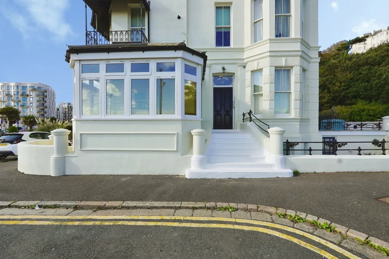 Marine Crescent, Folkestone, CT20, photo 2