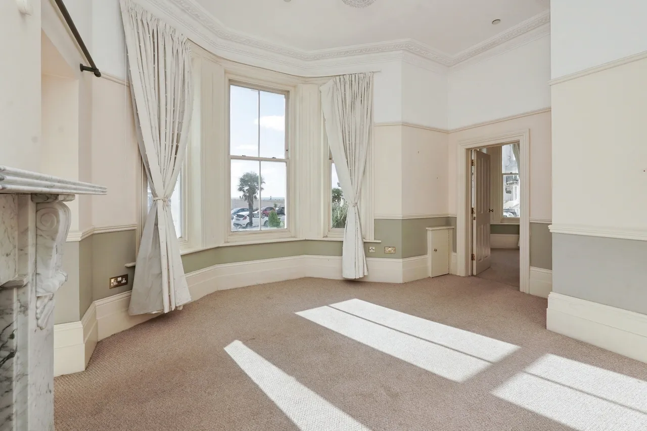 Marine Crescent, Folkestone, CT20, photo 14