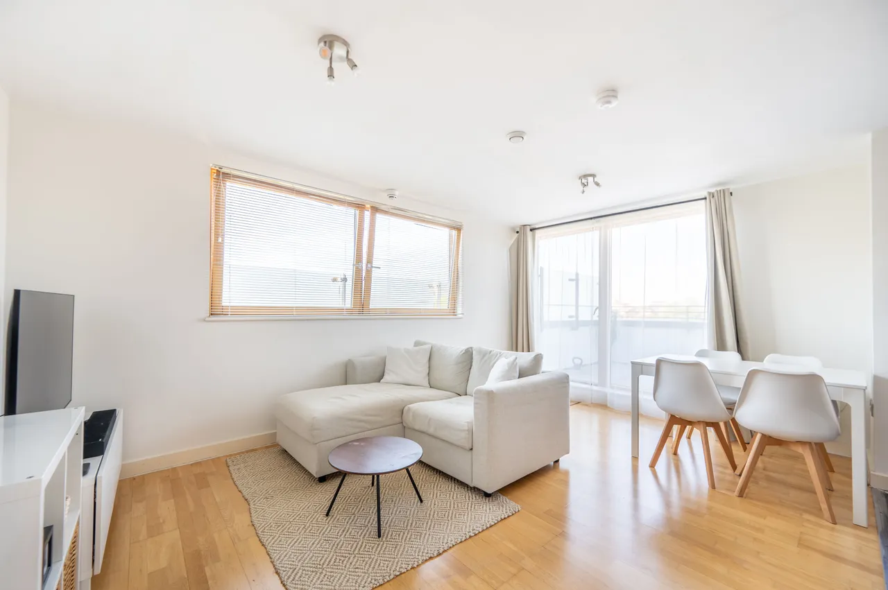 1 bed flat for sale — 33 Bartholomew House, 4 Southern Row, London