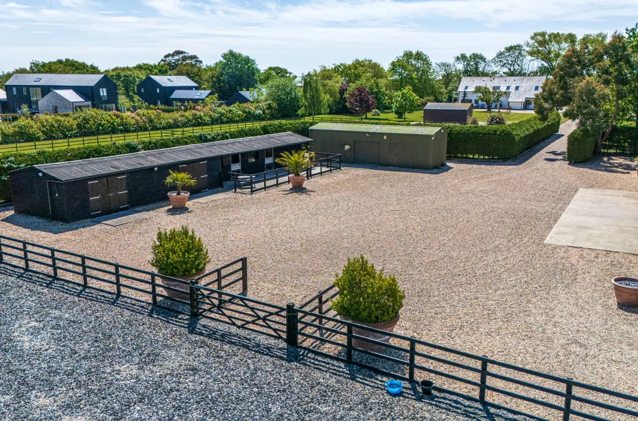 Almodington Lane, Earnley, PO20, photo 2