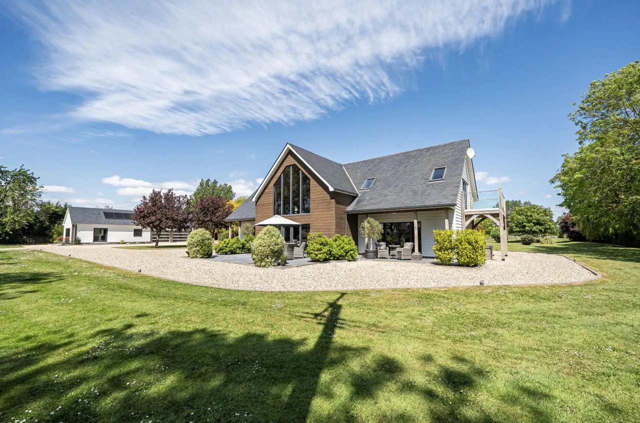 Almodington Lane, Earnley, PO20, photo 40