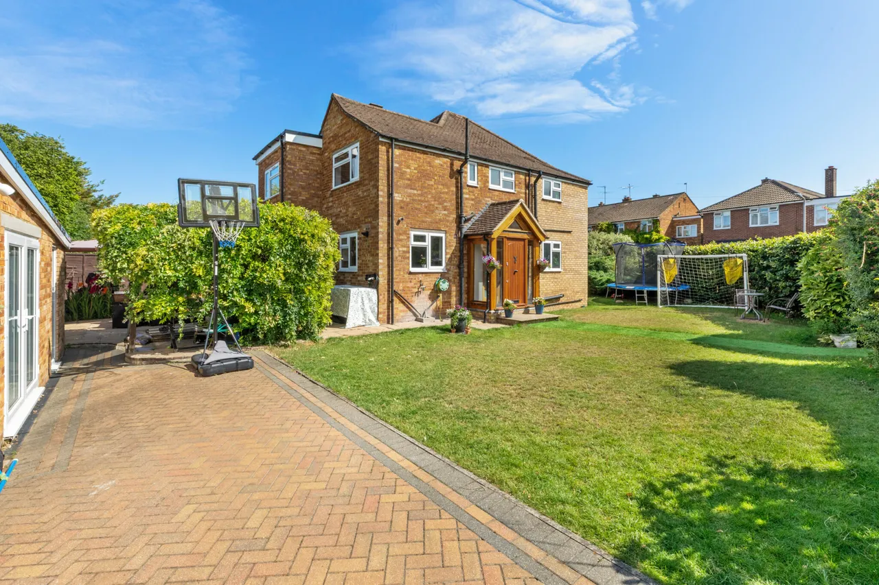 Manor Crescent, Wendover, HP22, photo 20