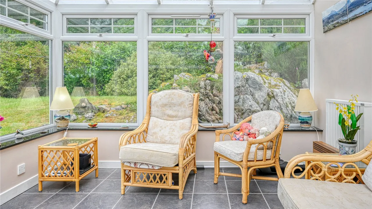 2 Canisp Road, Lochinver, Lairg, Highland, IV27 4LH, photo 6