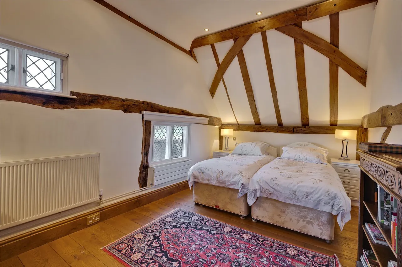 Sutton Park, Sutton Green, GU4, photo 12