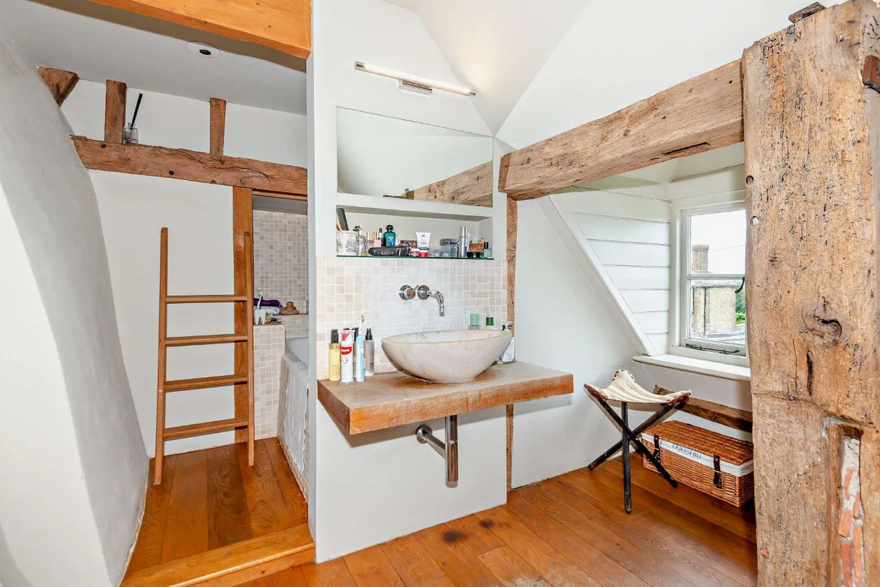 Tillington, Petworth, GU28, photo 11
