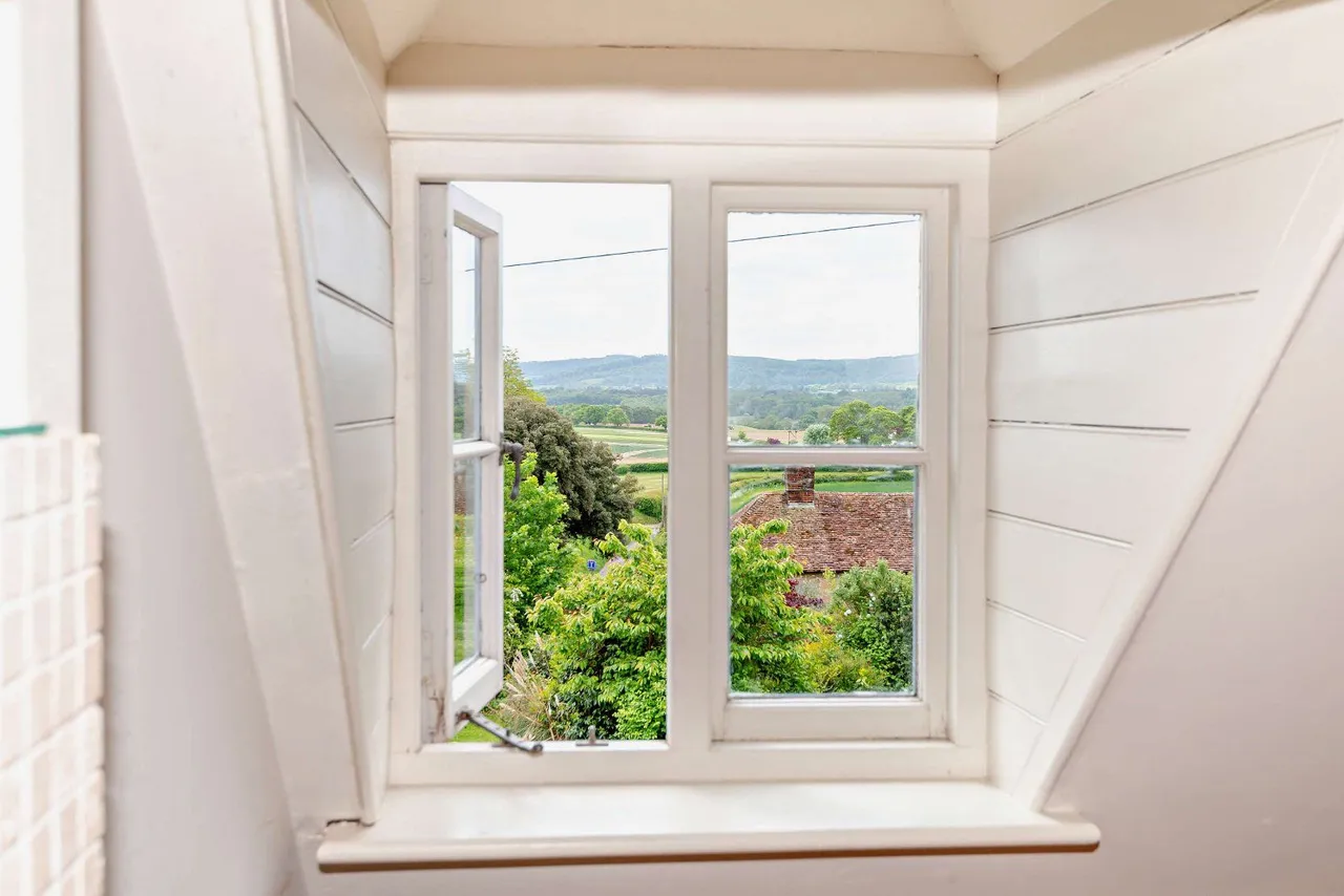Tillington, Petworth, GU28, photo 10