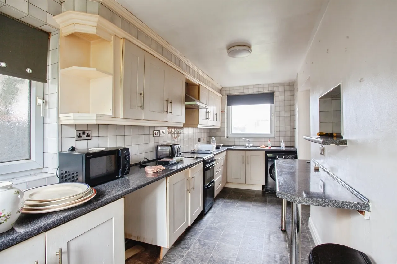 Bawtry Road, Wickersley, S66, photo 7