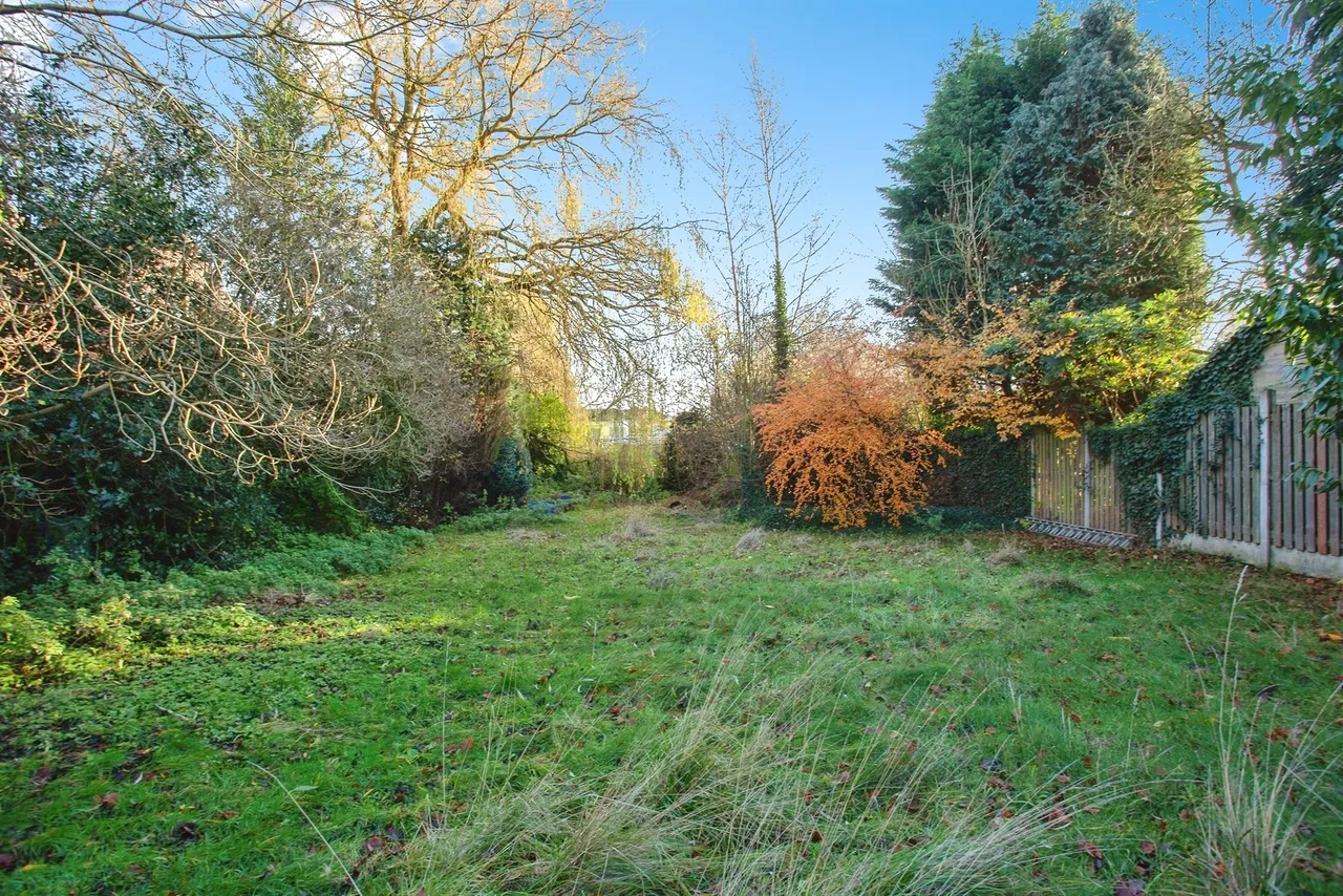 Bawtry Road, Wickersley, S66, photo 19