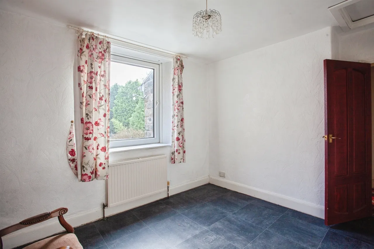 Bawtry Road, Wickersley, S66, photo 11
