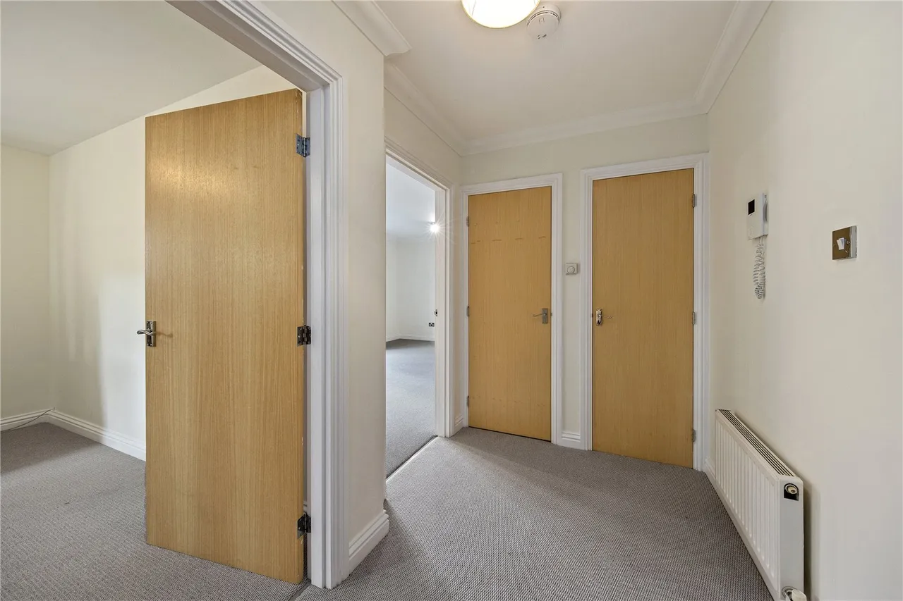 White Lodge Close, Isleworth, TW7, photo 9