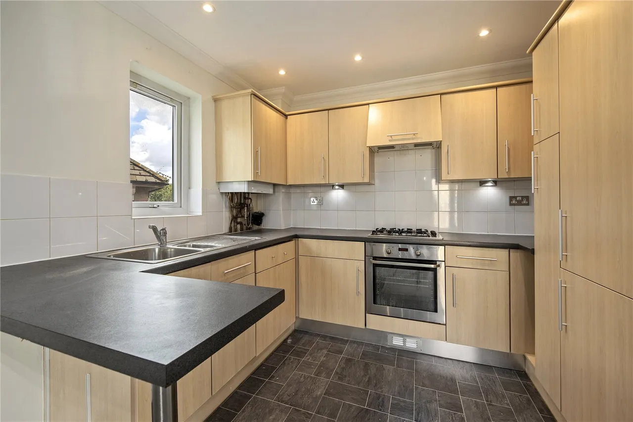 White Lodge Close, Isleworth, TW7, photo 4