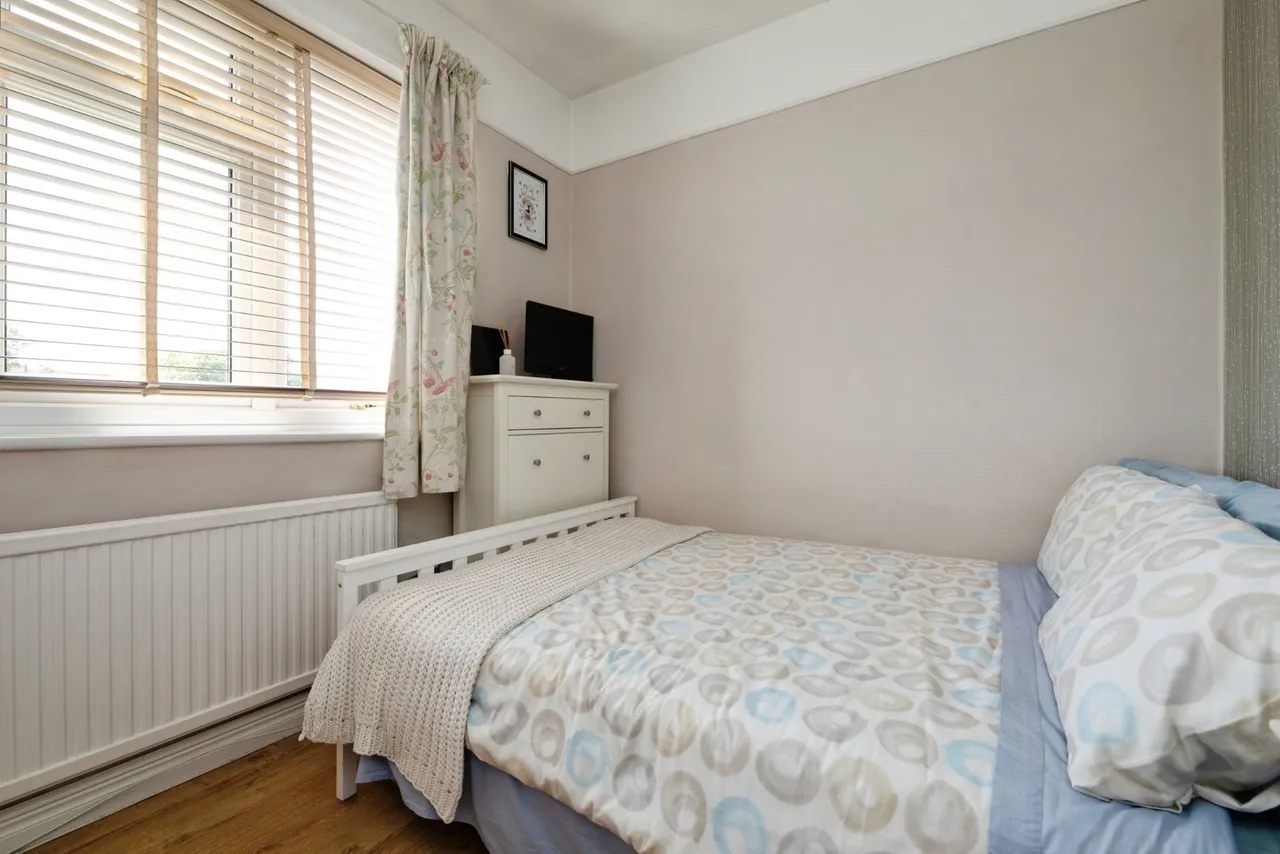 Windermere Gardens, Ilford, IG4, photo 14