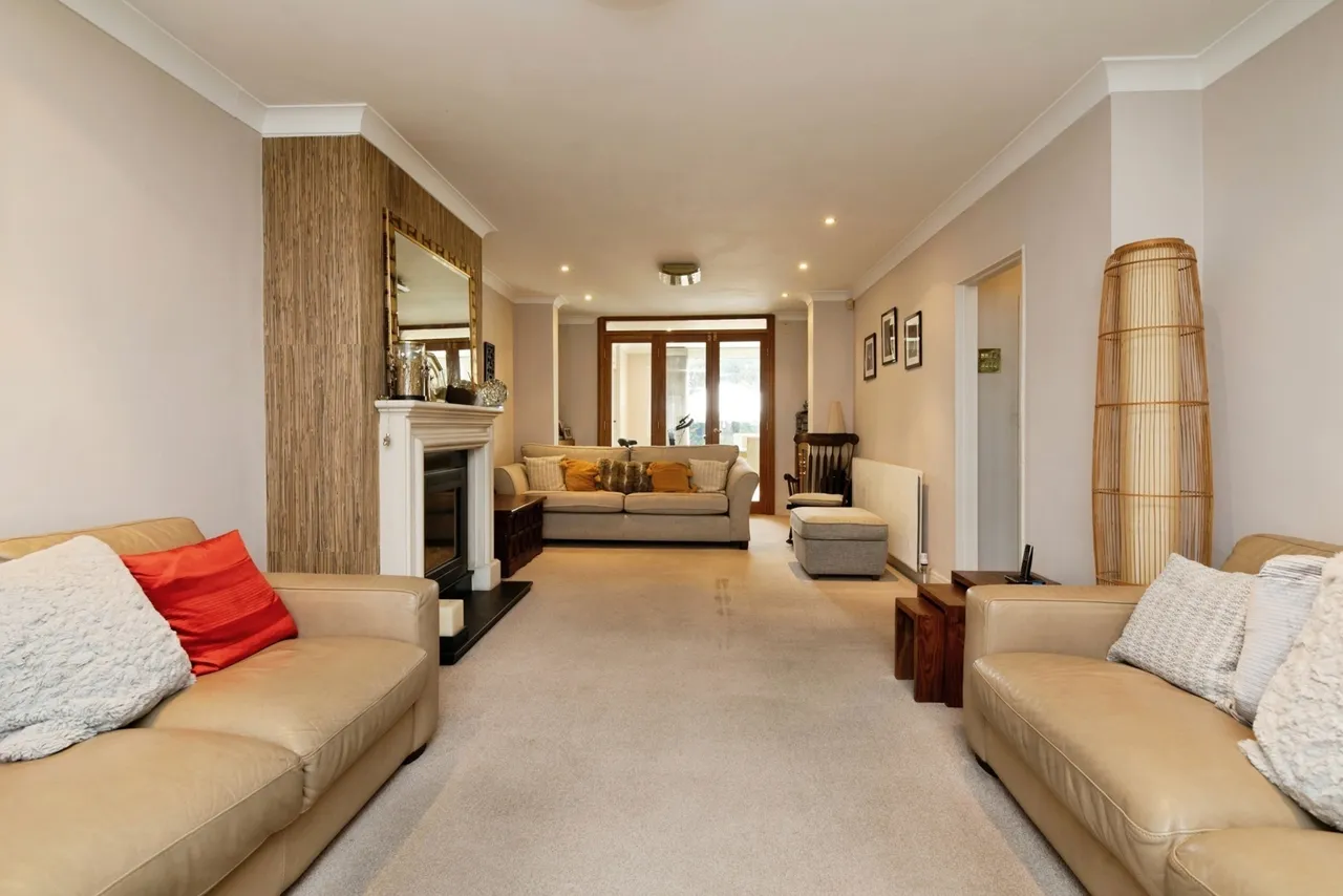 Windermere Gardens, Ilford, IG4, photo 5