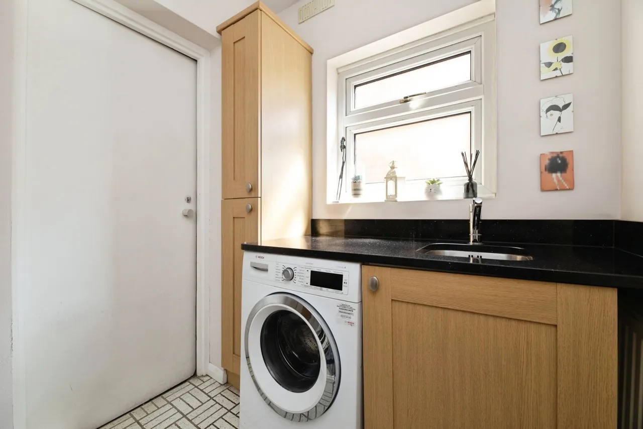 Windermere Gardens, Ilford, IG4, photo 13