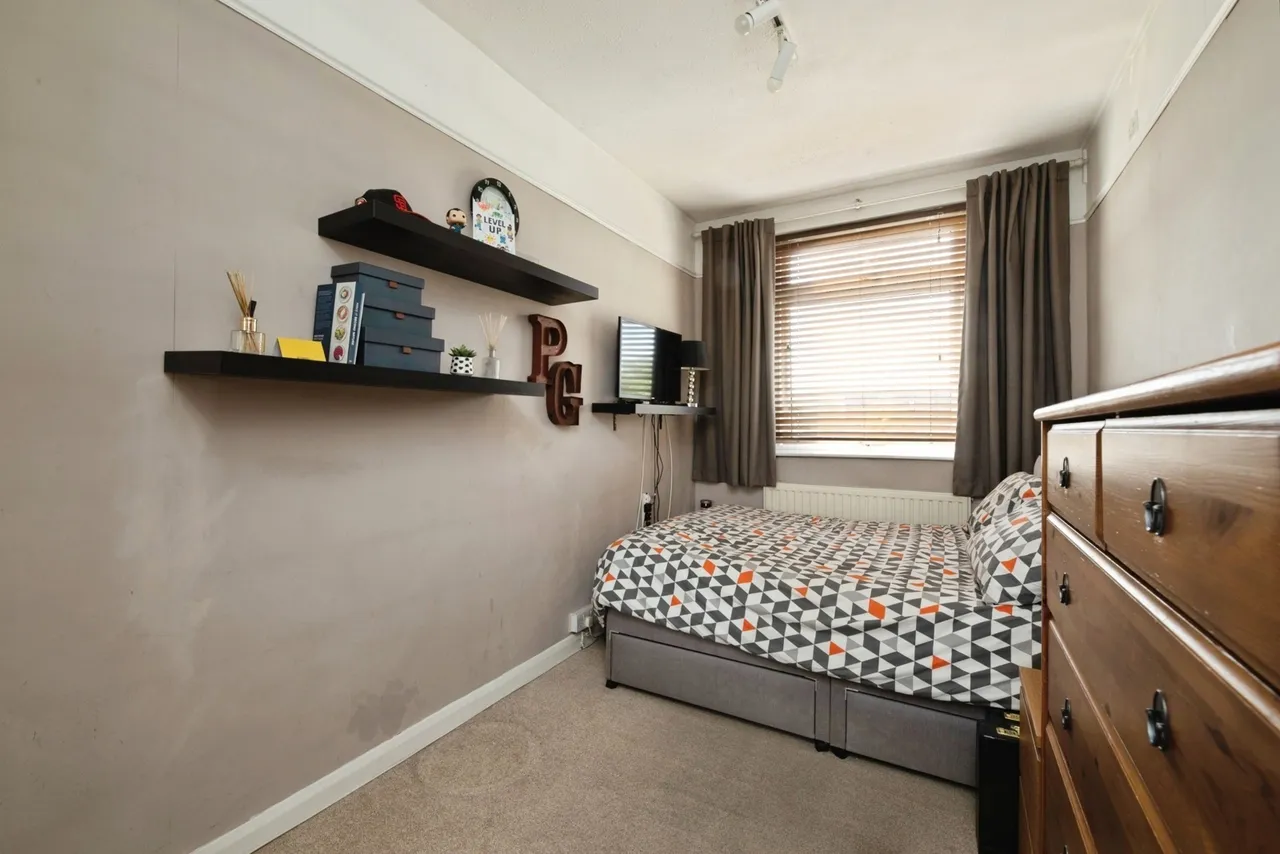 Windermere Gardens, Ilford, IG4, photo 16