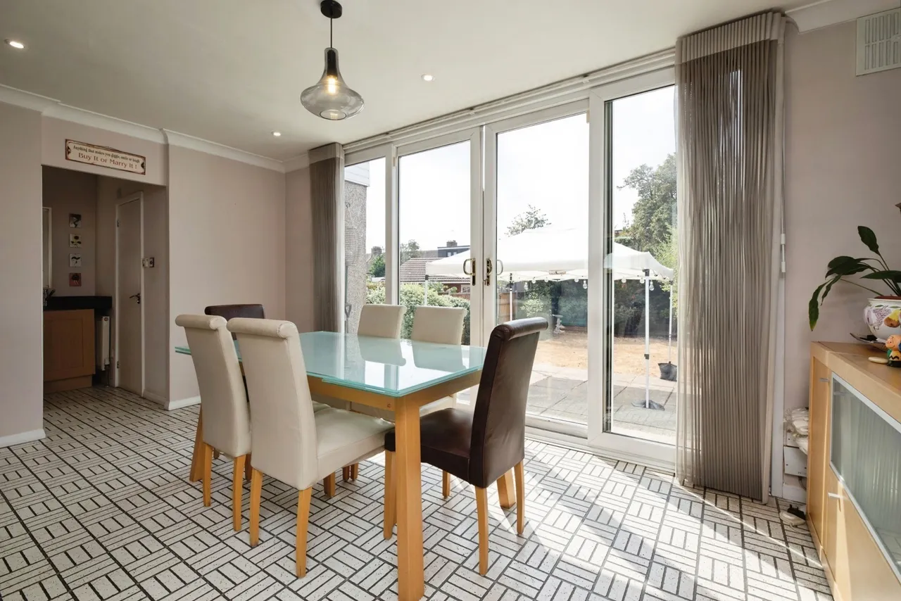 Windermere Gardens, Ilford, IG4, photo 7