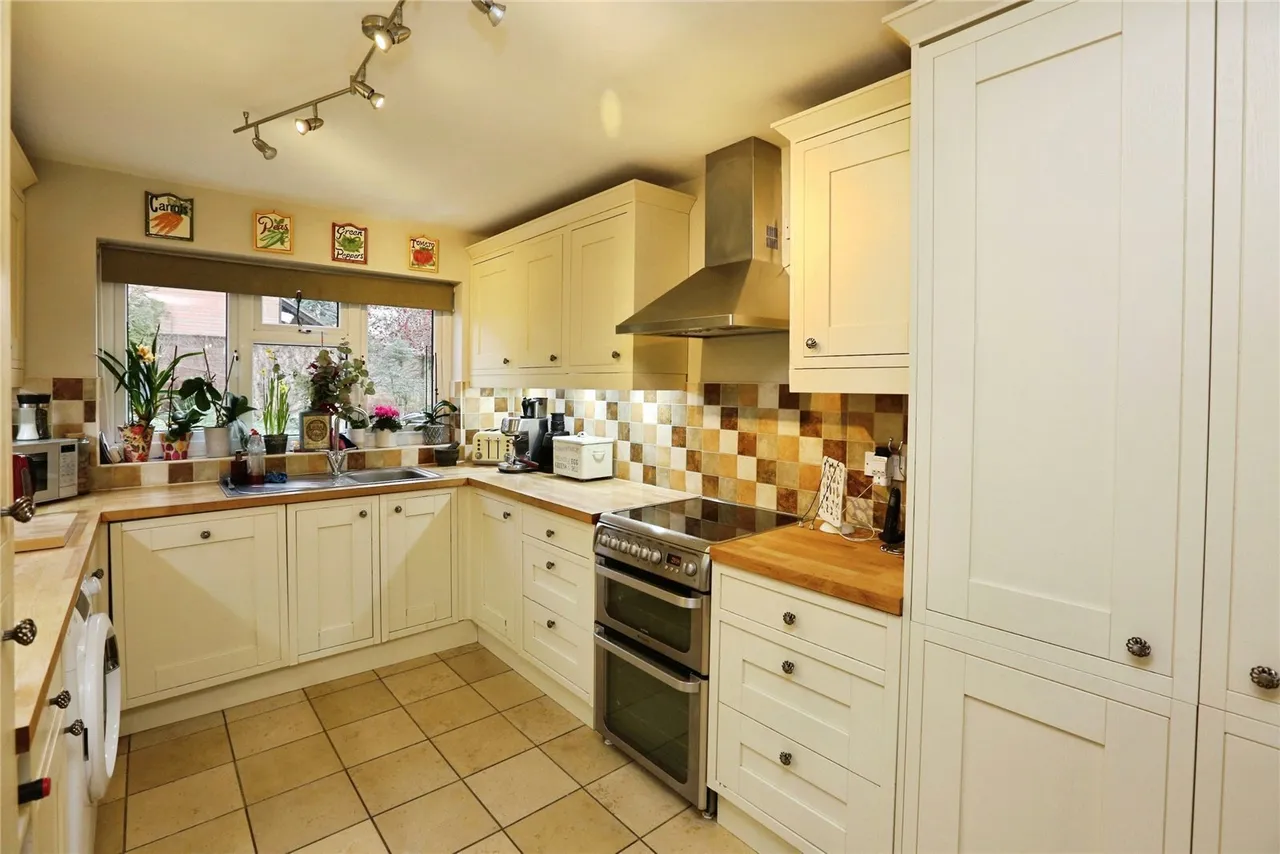Old Garden Close, Locks Heath, SO31, photo 3