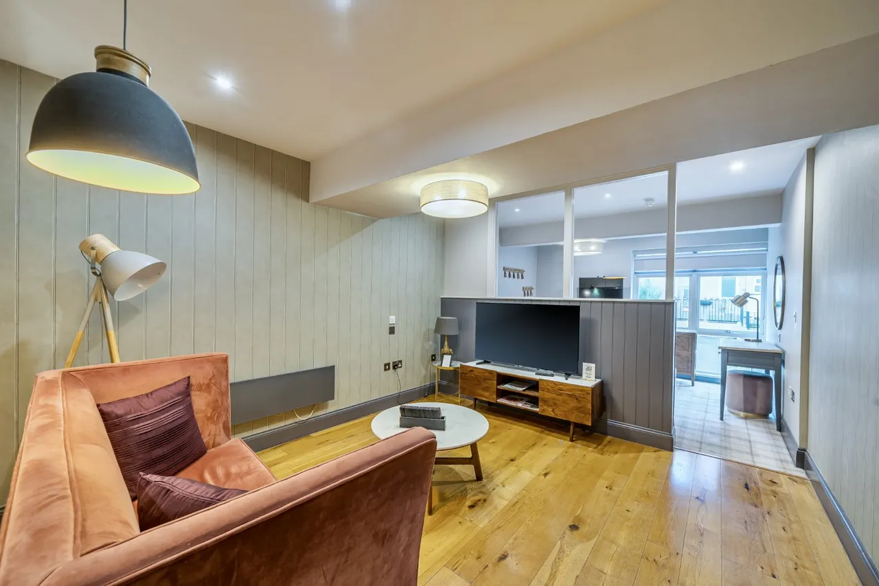 Kings Road, Harrogate, HG1, photo 4
