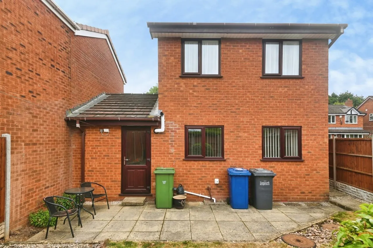 Lindisfarne, Glascote, B77, photo 20