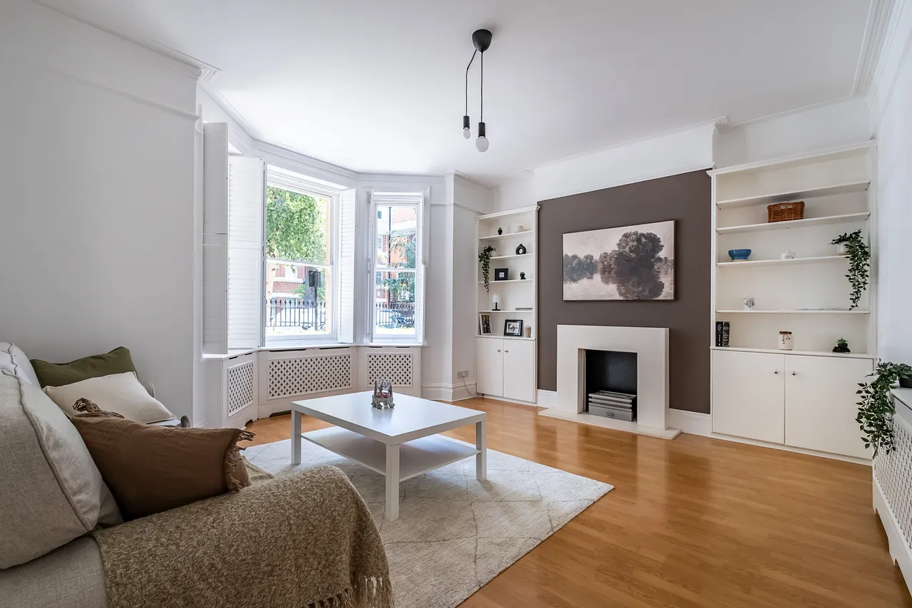 2 bed flat for sale — Wymering Road, London, W9