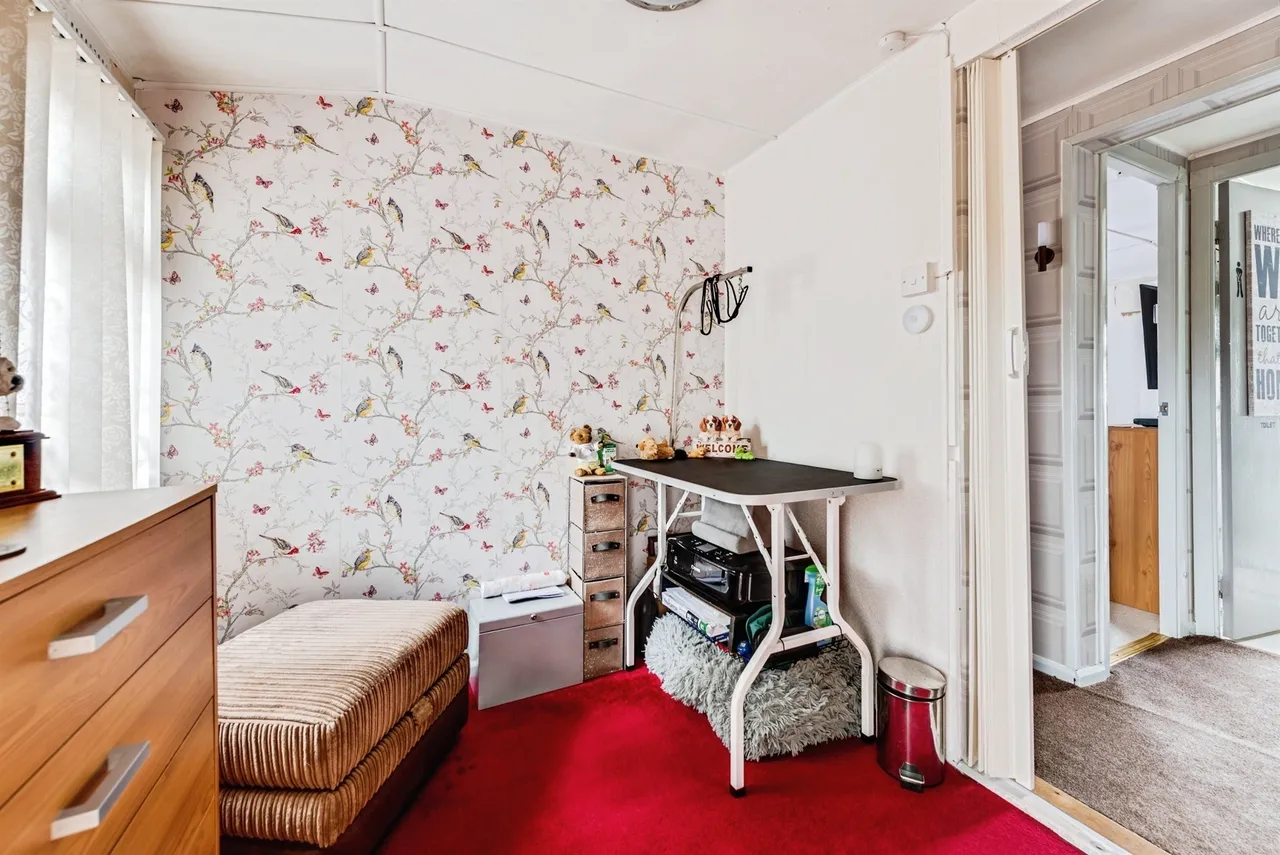 New Look Mobile Home Park, Carterton, OX18, photo 9