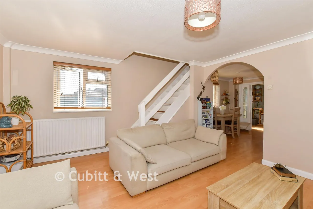 Kirdford Close, Rustington, BN16, photo 3