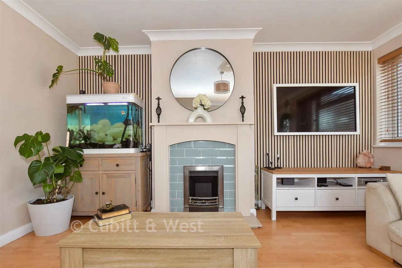 Kirdford Close, Rustington, BN16, photo 14