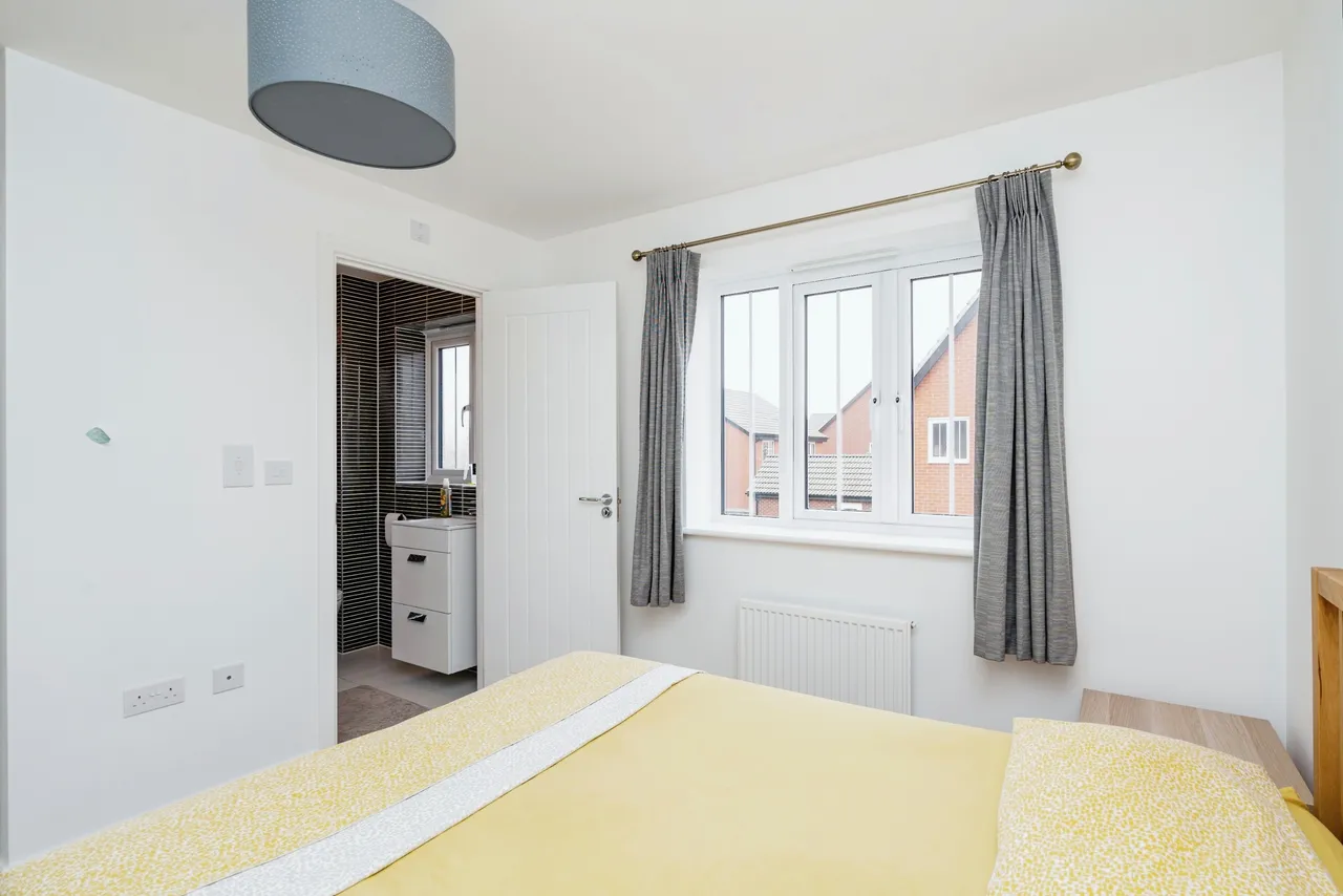 Bartram Close, Norwich, NR9, photo 11