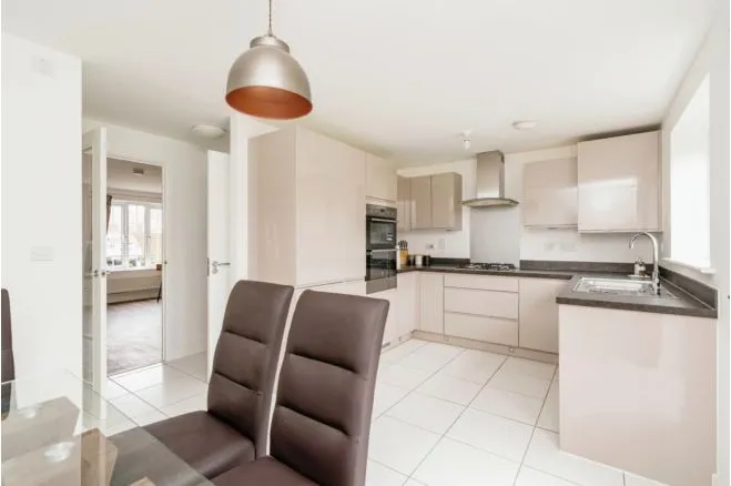Bartram Close, Norwich, NR9, photo 9