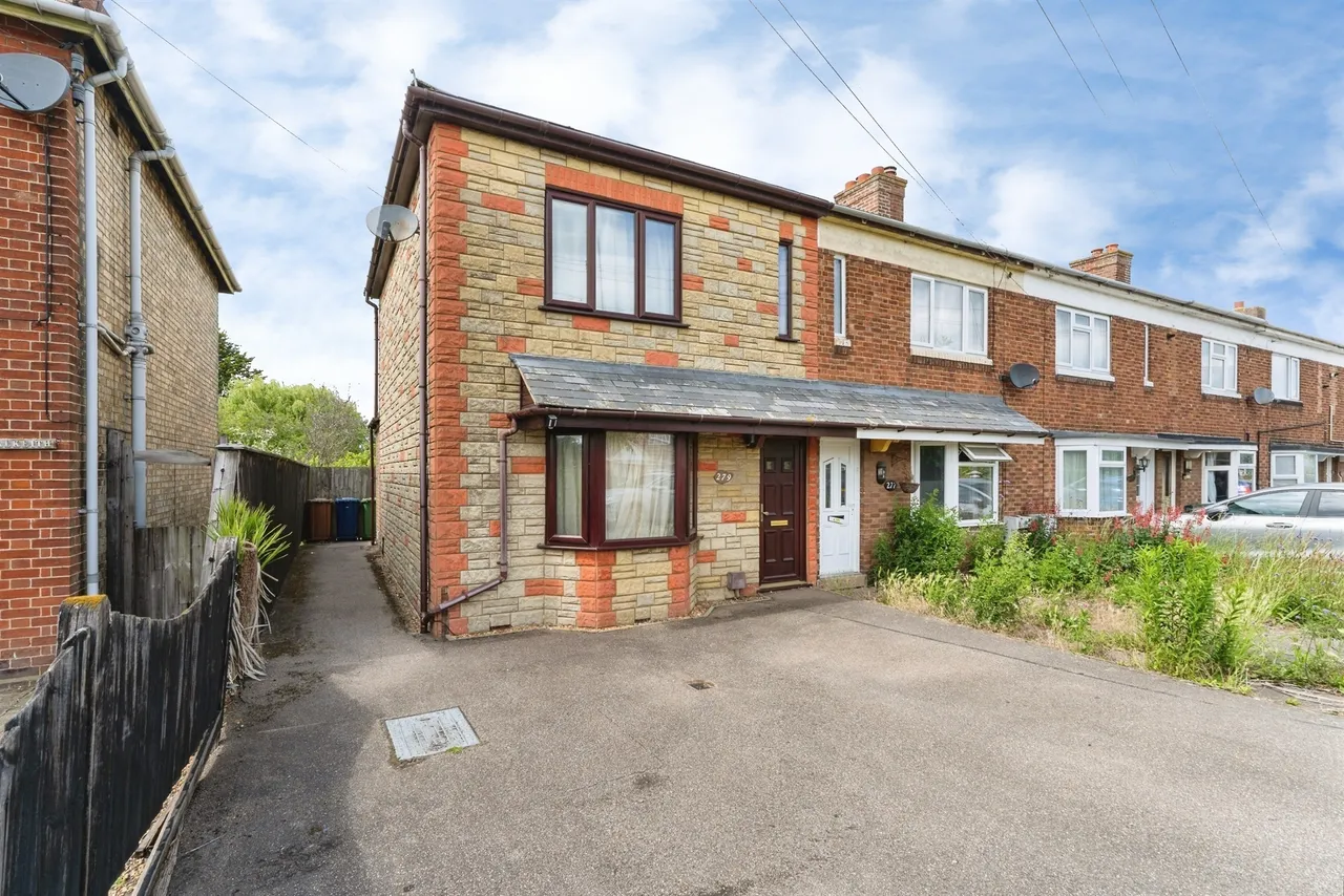 2 bed house for sale — Norwood Road, March