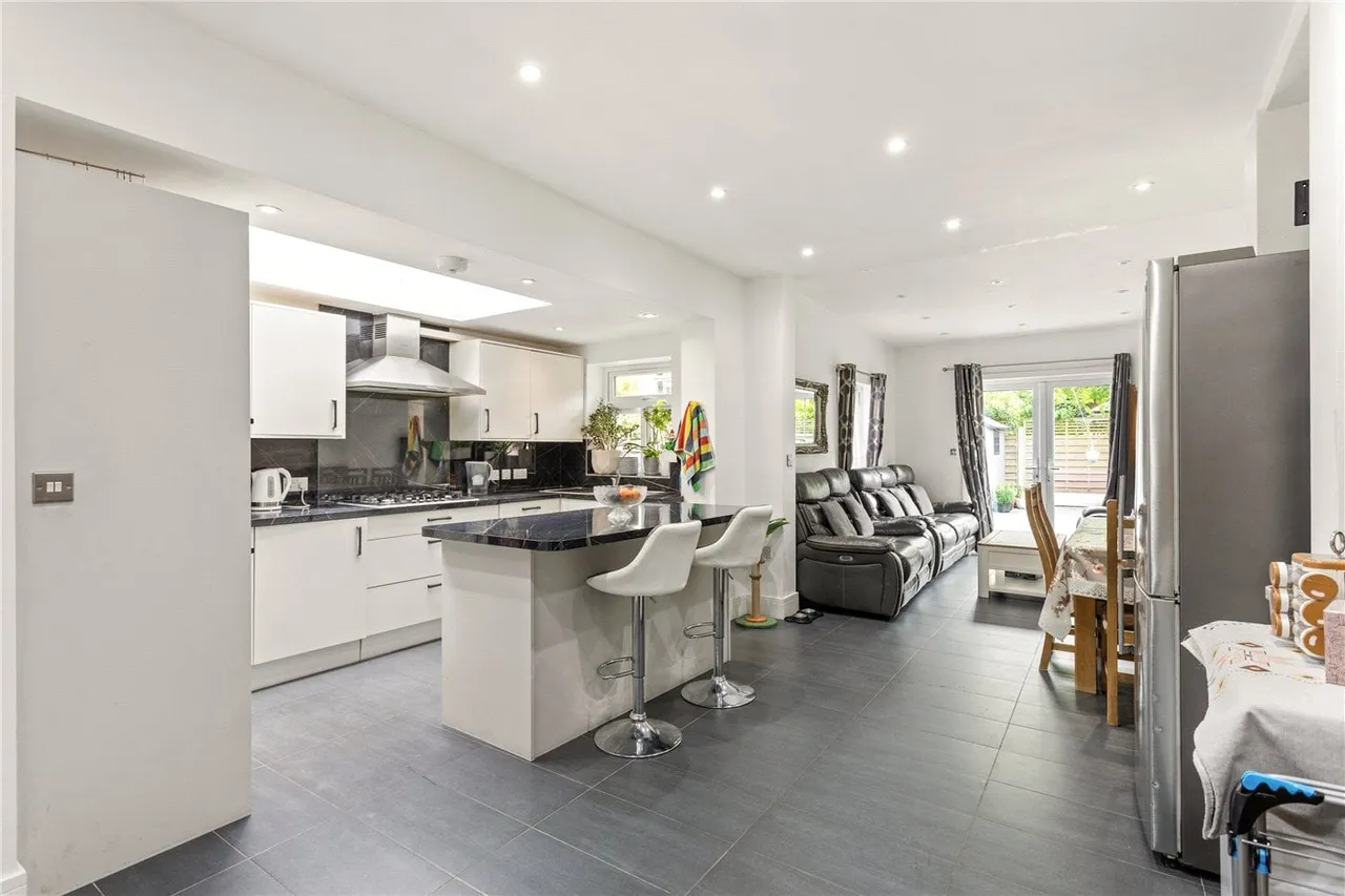 5 bed house for sale — Mildenhall Road, London, E5