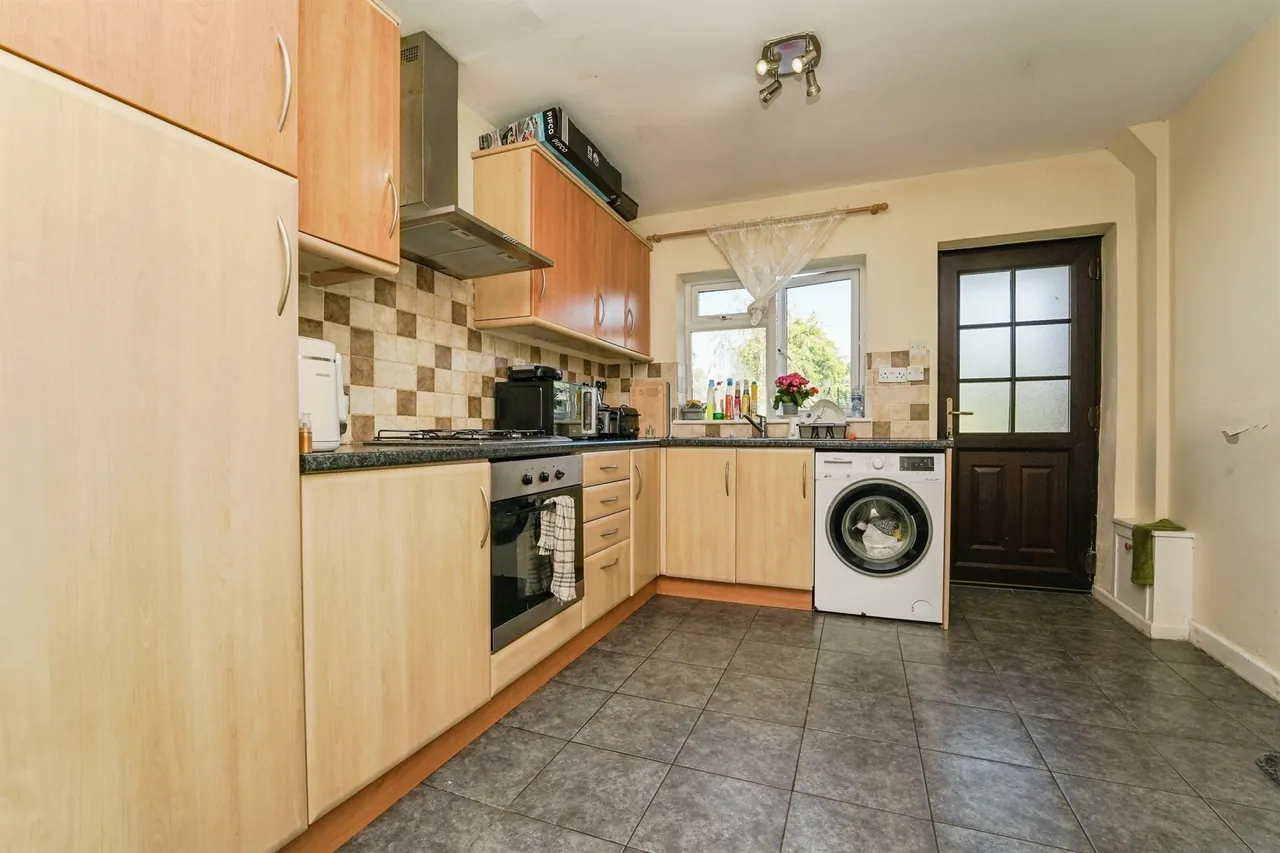 Dukes Way, Malvern, WR14, photo 12