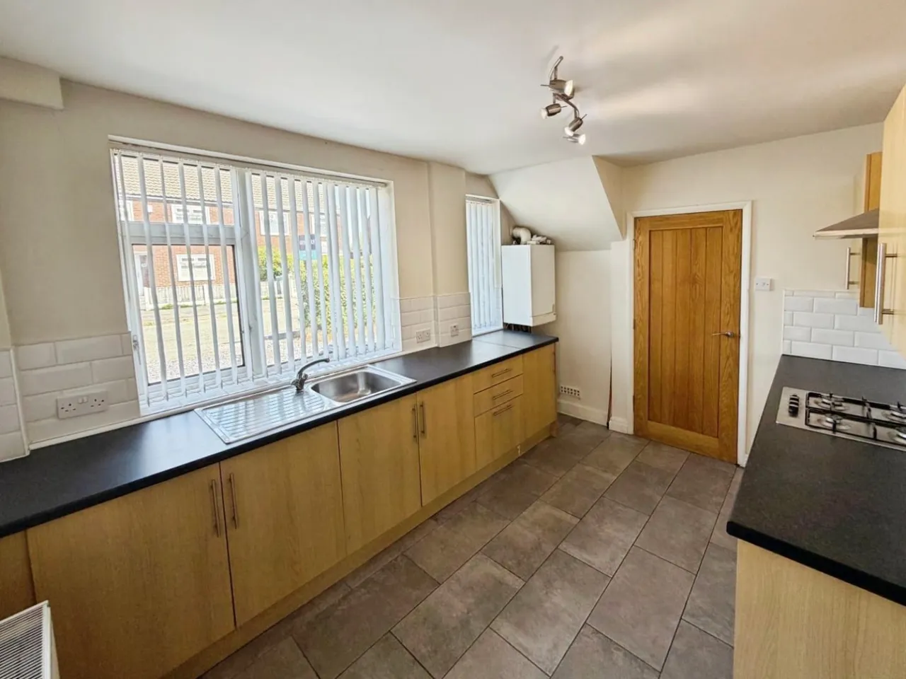Kynaston Drive, Saltney Ferry, CH4, photo 13