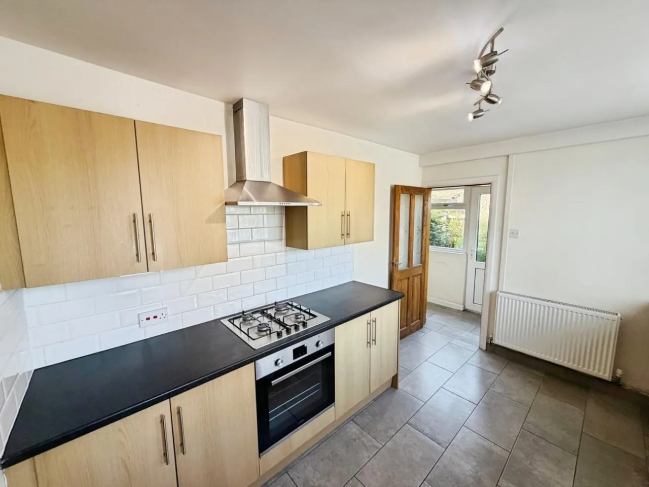 Kynaston Drive, Saltney Ferry, CH4, photo 11