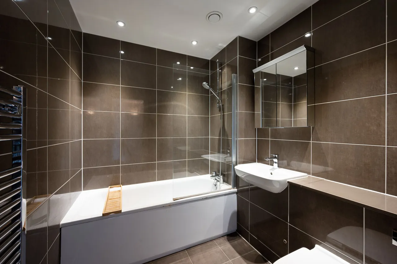 Flat 11 Vertex Apartments, 131 Palmerston Road, London, photo 6