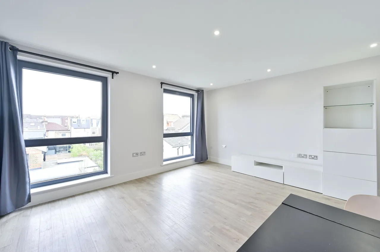 Flat 11 Vertex Apartments, 131 Palmerston Road, London, photo 7
