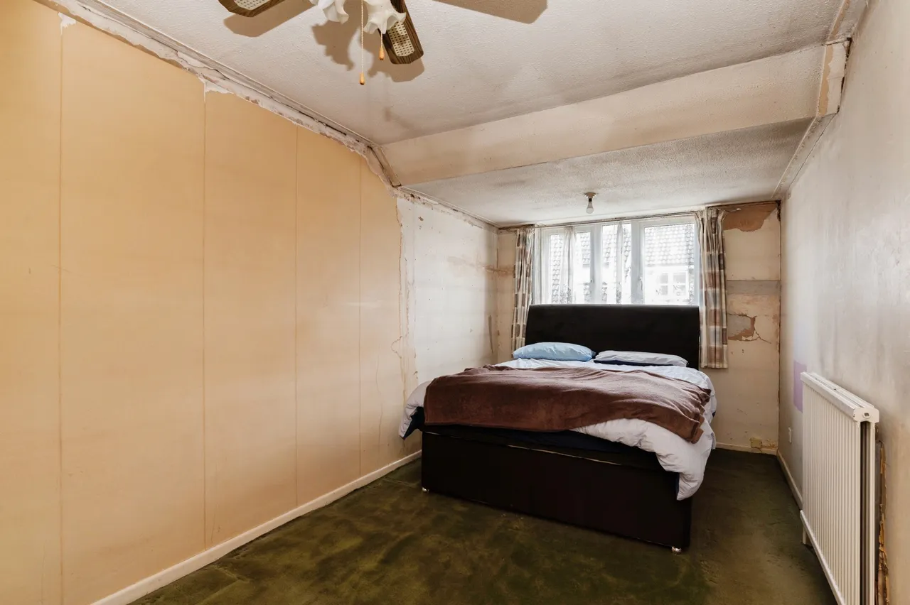 Parkhurst Road, Basildon, photo 9
