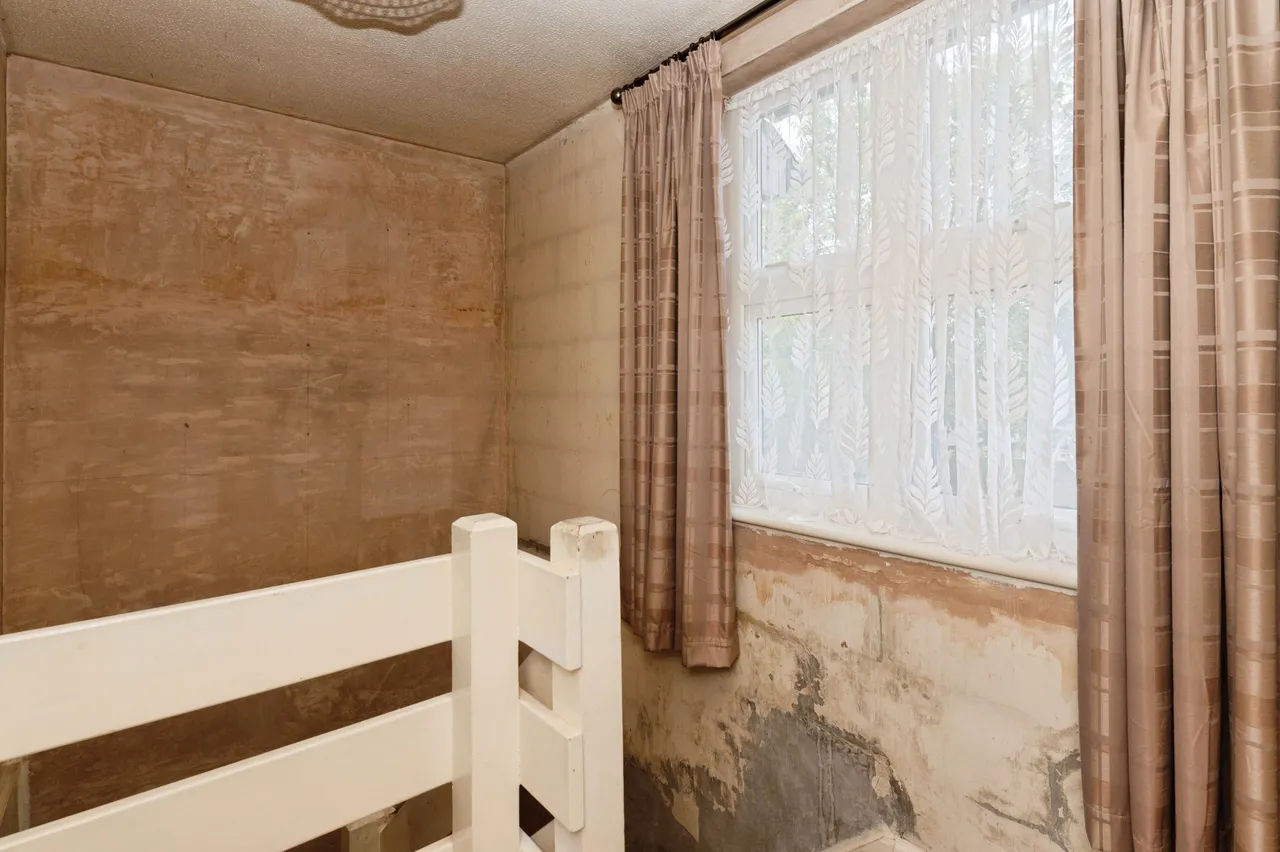 Parkhurst Road, Basildon, photo 12