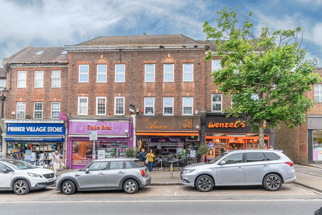 Pinner, HA5, photo 4
