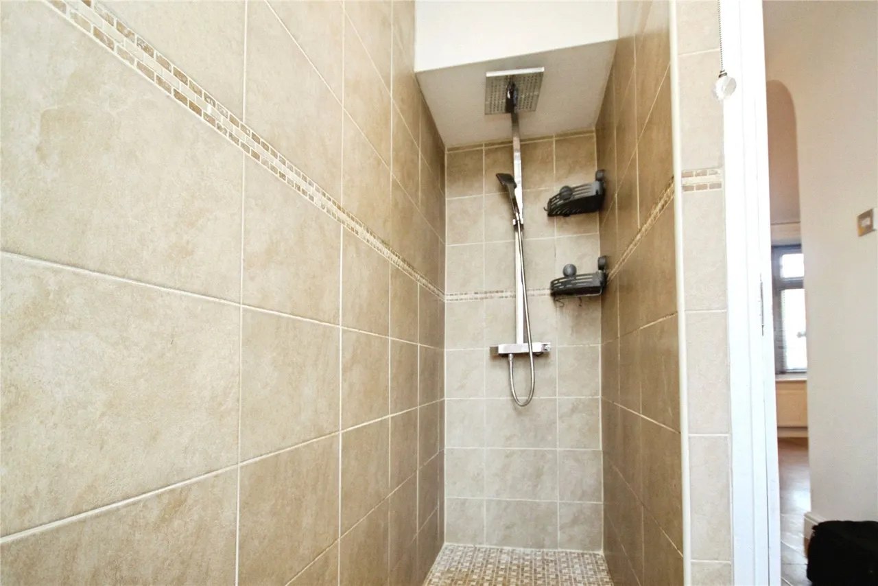 Green Lane, Dagenham, RM8, photo 6