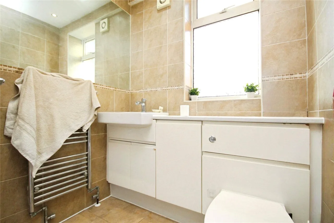 Green Lane, Dagenham, RM8, photo 5